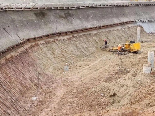 前进基坑边坡加固