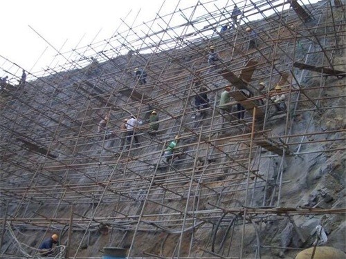 前进公路桩基检测